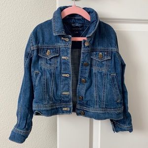 Tommy Hilfiger timeless denim jacket 4-5 Y used